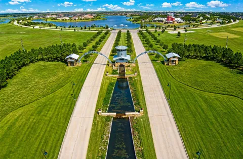 $650,000 | 27602 Lakeway Trail Lane, Fulshear, TX 77441