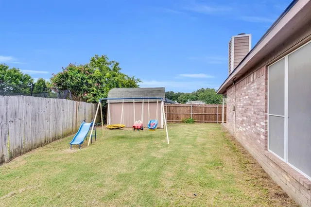 $350,000 | 1006 Darren Drive, Burleson, TX 76028