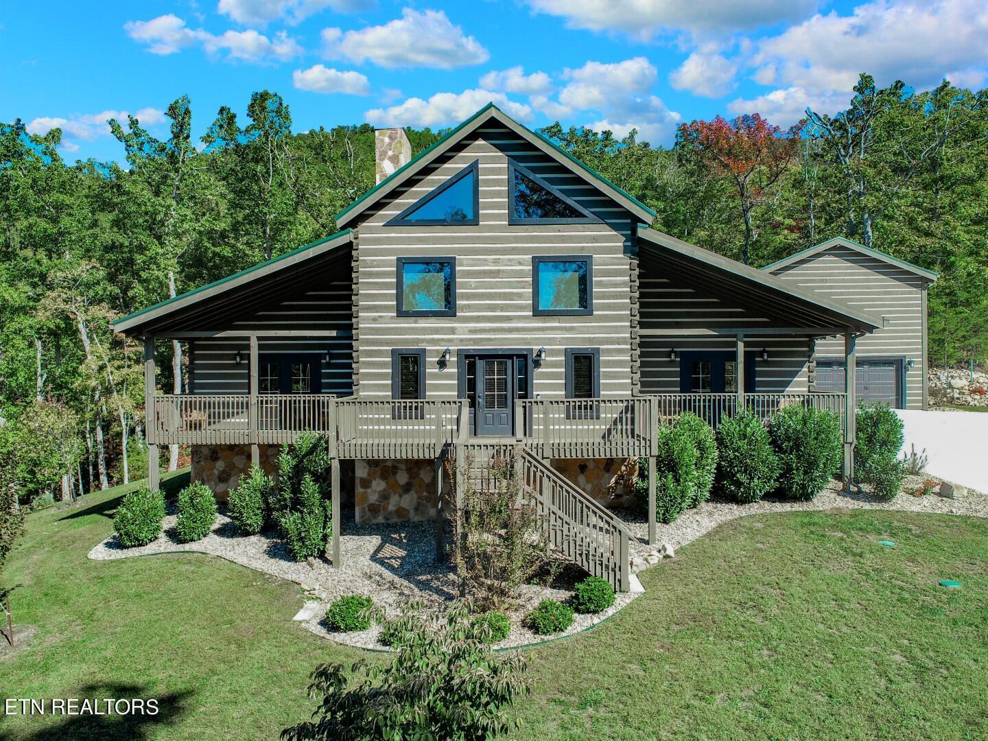 961 Tomahawk Road Cosby, TN 37722 - Photo 2 of 41 2ps