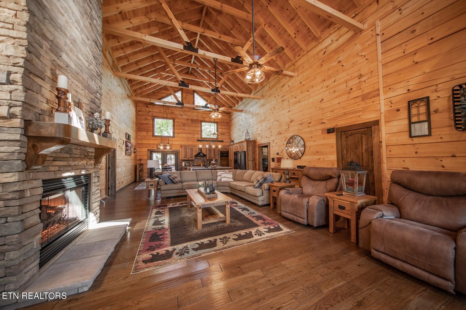 961 Tomahawk Road Cosby, TN 37722 - Photo 6 of 41 8