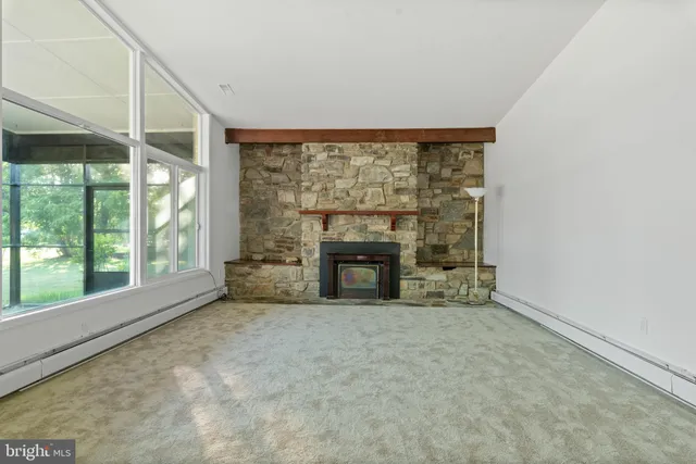 $1,299,900 | 45 East Lake Drive, Annapolis, MD 21403