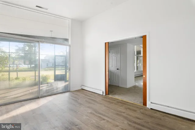 $1,299,900 | 45 East Lake Drive, Annapolis, MD 21403