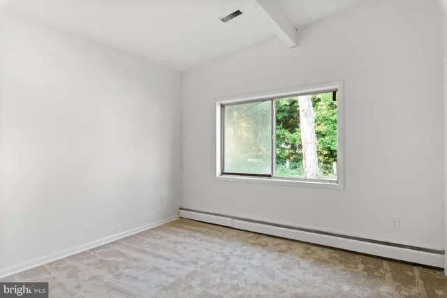 $1,299,900 | 45 East Lake Drive, Annapolis, MD 21403