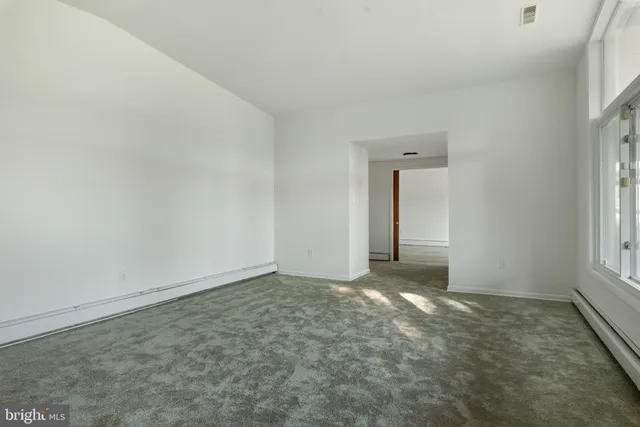 $1,299,900 | 45 East Lake Drive, Annapolis, MD 21403