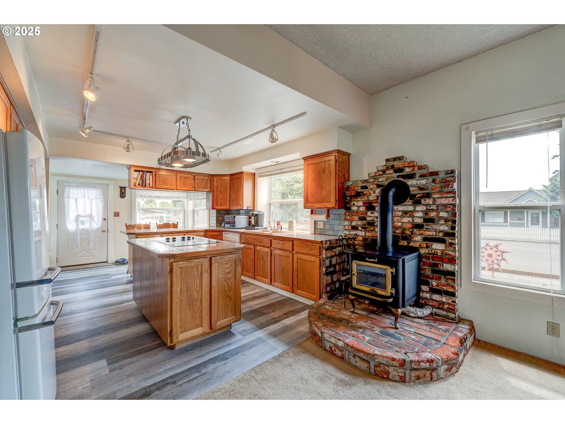 589 Northwest 3rd Avenue Canby, OR 97013 - Photo 11 of 29