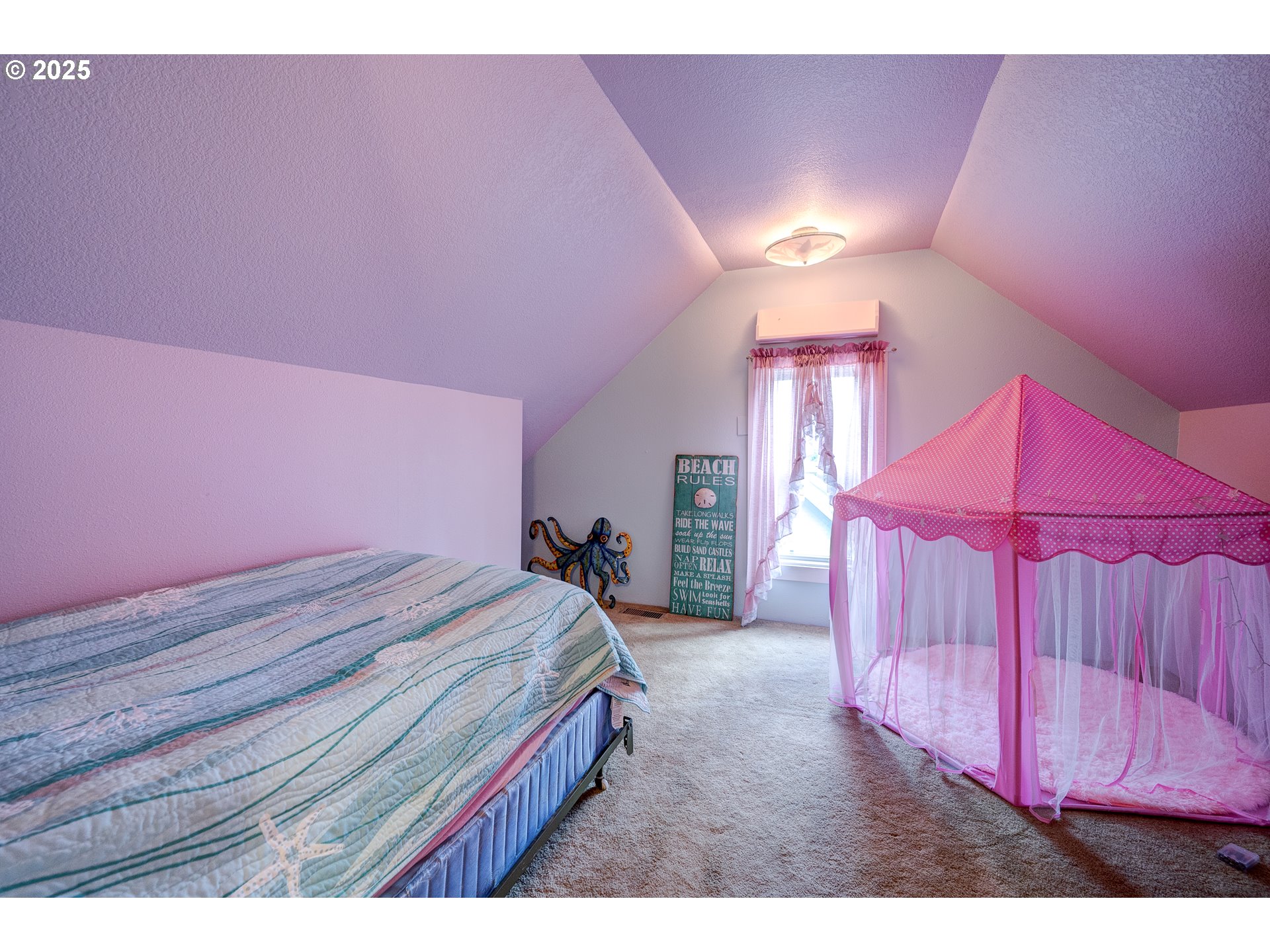 589 Northwest 3rd Avenue Canby, OR 97013 - Photo 17 of 29 Bedroom