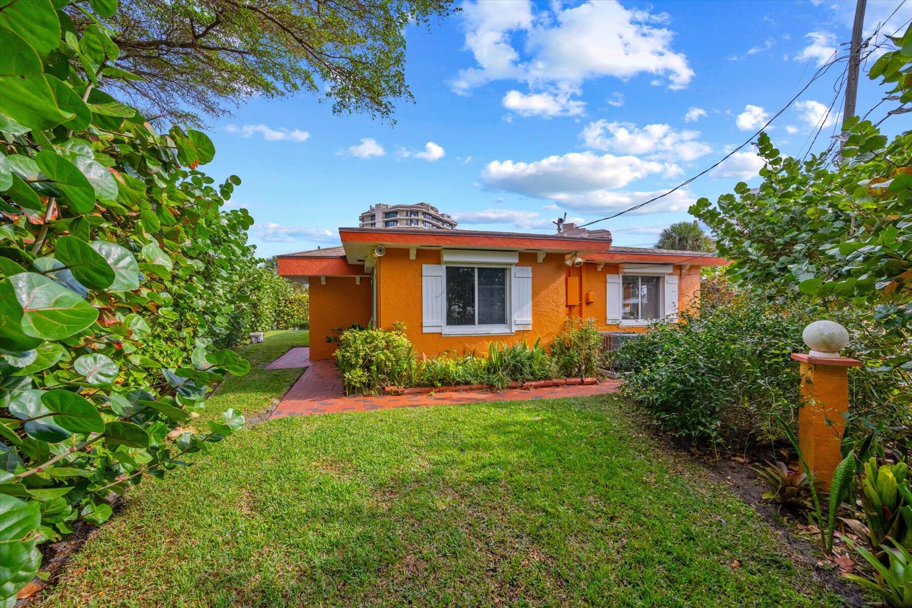 390 Neptune Road Juno Beach, FL 33408 - Photo 7 of 32 390 Neptune Rd, Juno Beach, FL 33408 (9)