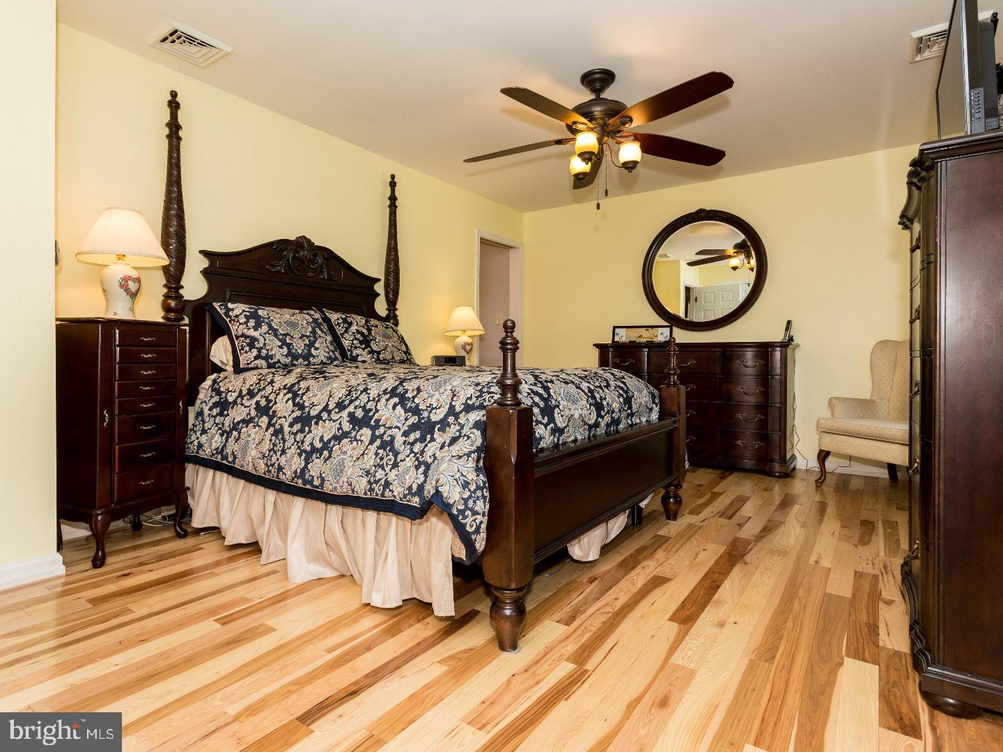 27 Pelham Road Marlton, NJ 08053 - Photo 11 of 25 Gallery Image 11
