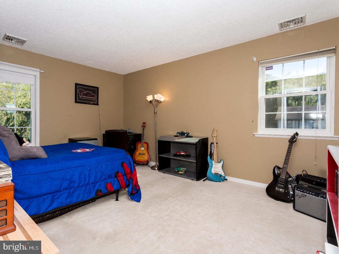 27 Pelham Road Marlton, NJ 08053 - Photo 18 of 25 Gallery Image 18