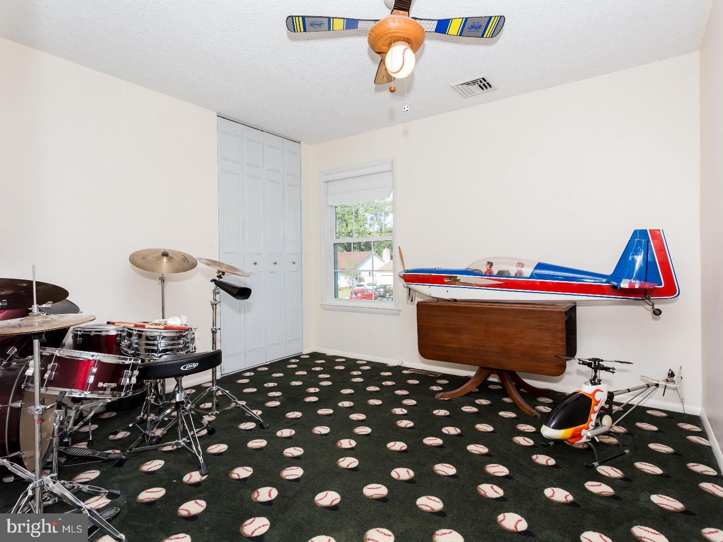 27 Pelham Road Marlton, NJ 08053 - Photo 19 of 25 Gallery Image 19