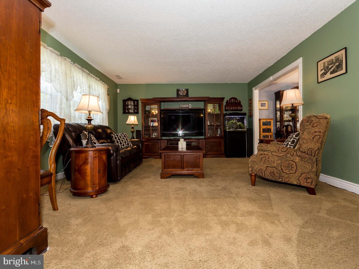 27 Pelham Road Marlton, NJ 08053 - Photo 3 of 25 Gallery Image 3