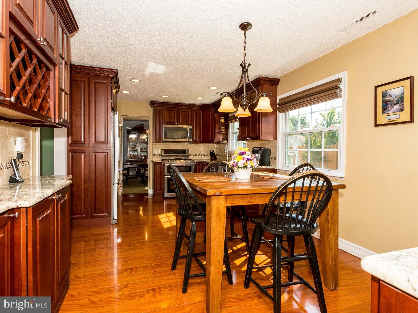 27 Pelham Road Marlton, NJ 08053 - Photo 7 of 25 Gallery Image 7