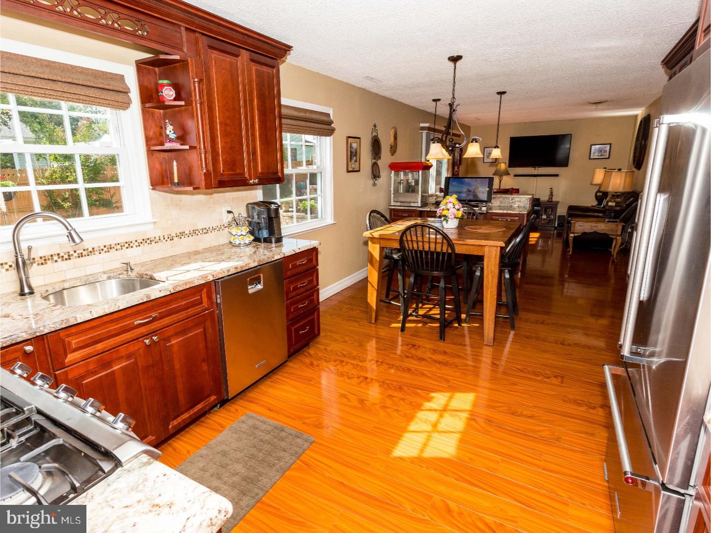 27 Pelham Road Marlton, NJ 08053 - Photo 8 of 25 Gallery Image 8