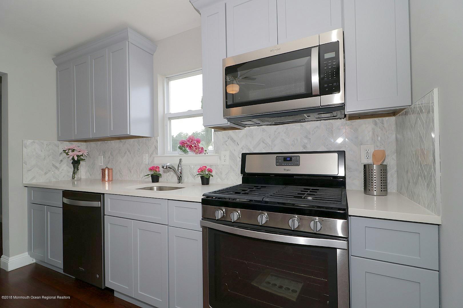102 West Shenendoah Road Howell, NJ 07731 - Photo 28 of 56 IMG_2702