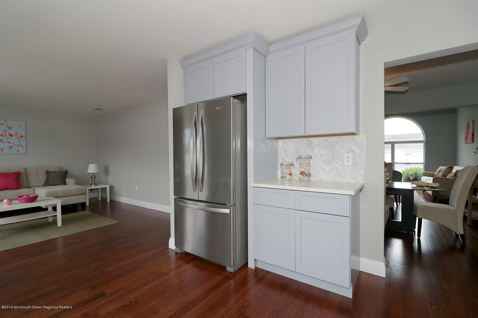 102 West Shenendoah Road Howell, NJ 07731 - Photo 29 of 56 IMG_2703