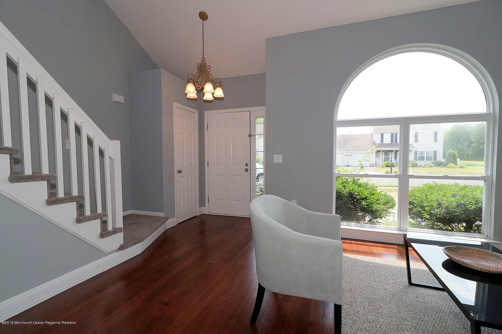 102 West Shenendoah Road Howell, NJ 07731 - Photo 3 of 56 10