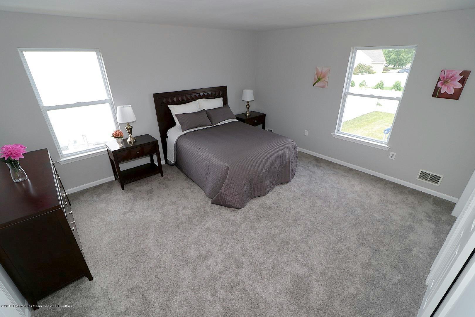 102 West Shenendoah Road Howell, NJ 07731 - Photo 36 of 56 IMG_2720