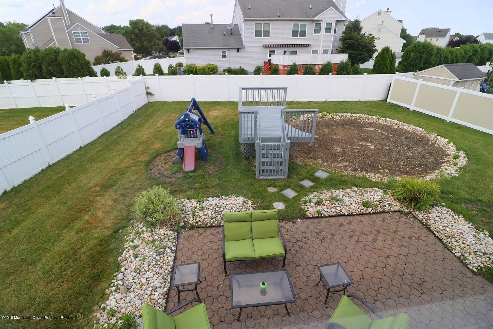 102 West Shenendoah Road Howell, NJ 07731 - Photo 49 of 56 8