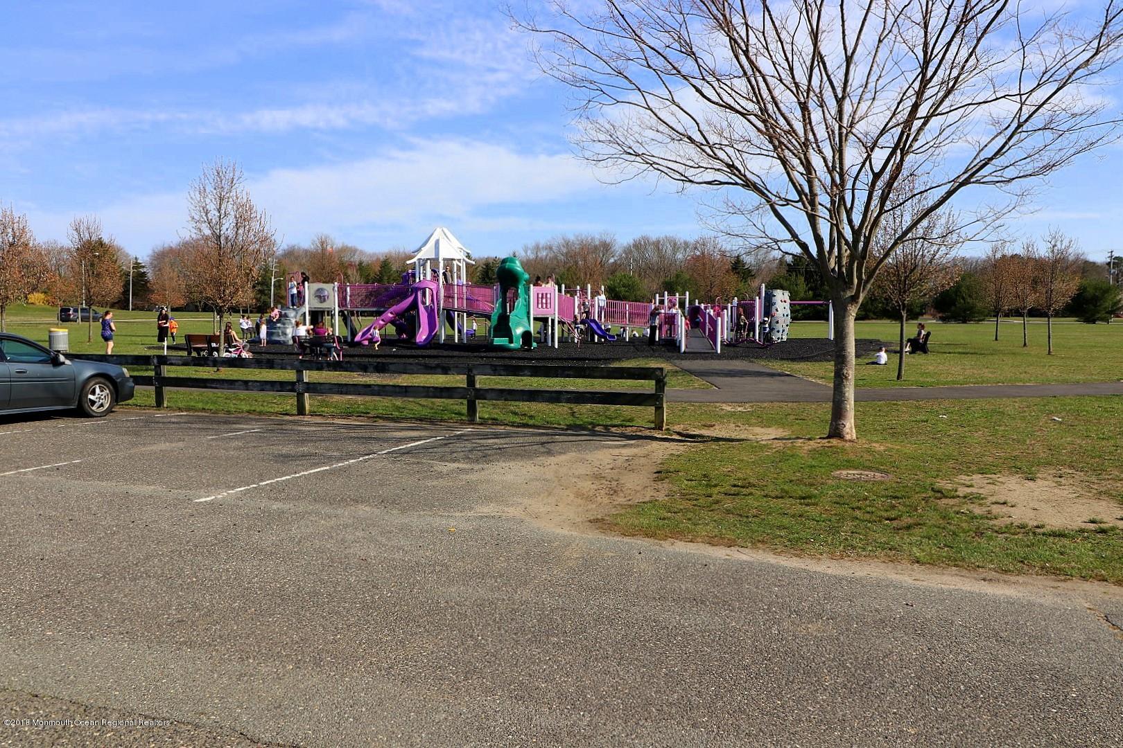 102 West Shenendoah Road Howell, NJ 07731 - Photo 55 of 56 IMG_0747