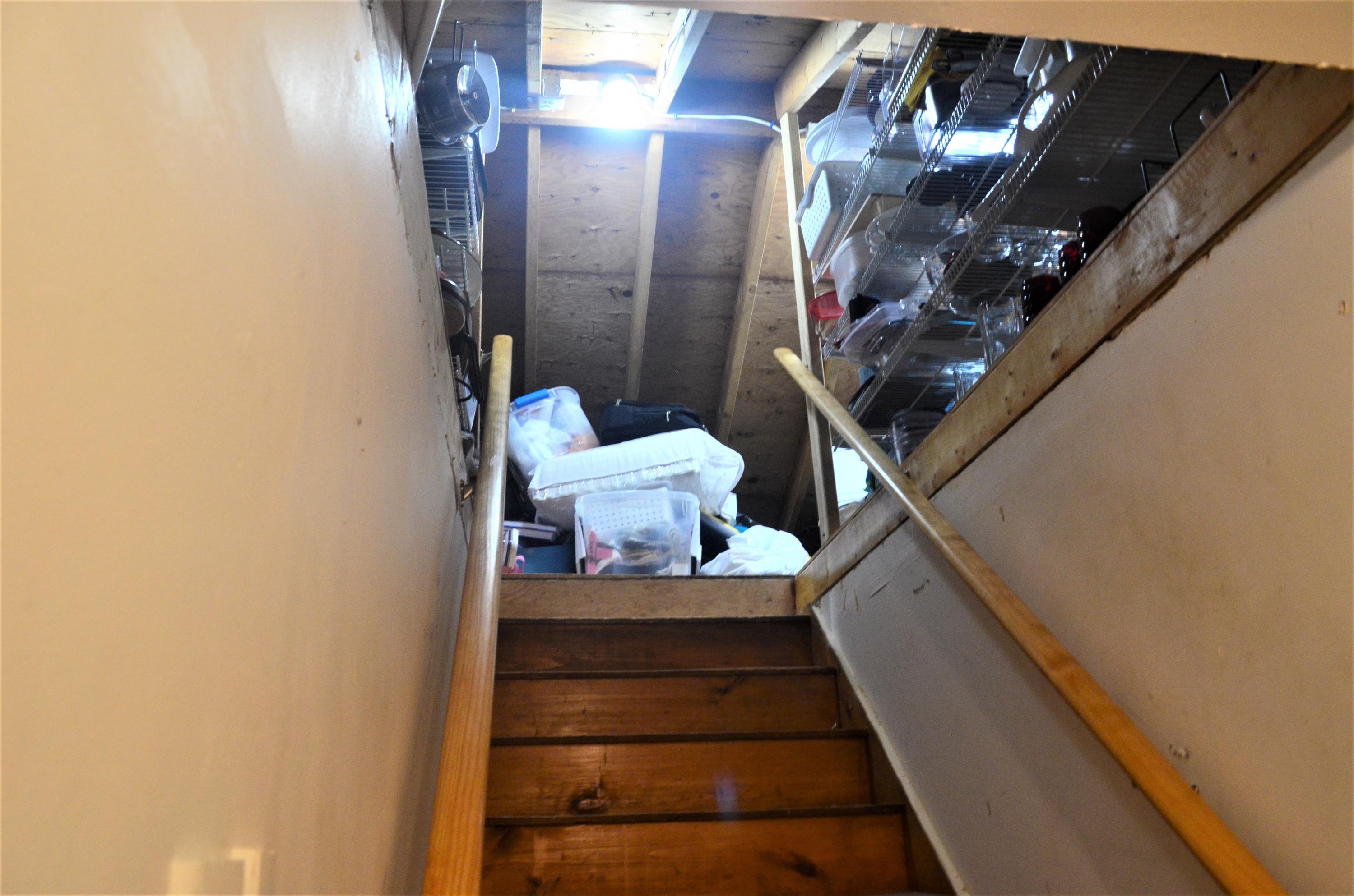 3 Wenonah Road Buzzards Bay, MA 02532 - Photo 25 of 25 a view of entryway