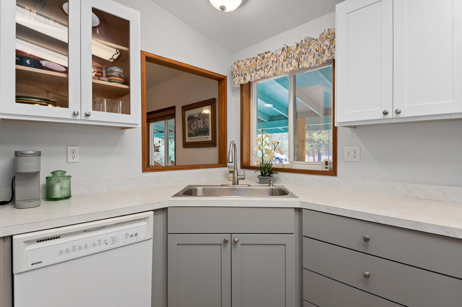 16213 Hawks Lair Road La Pine, OR 97739 - Photo 15 of 39 16213HawksLairRd-7