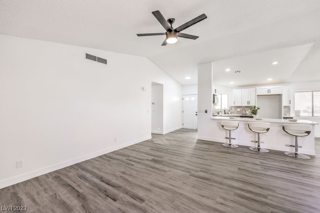 2044 Waverly Circle Henderson, NV 89014 - Photo 13 of 37