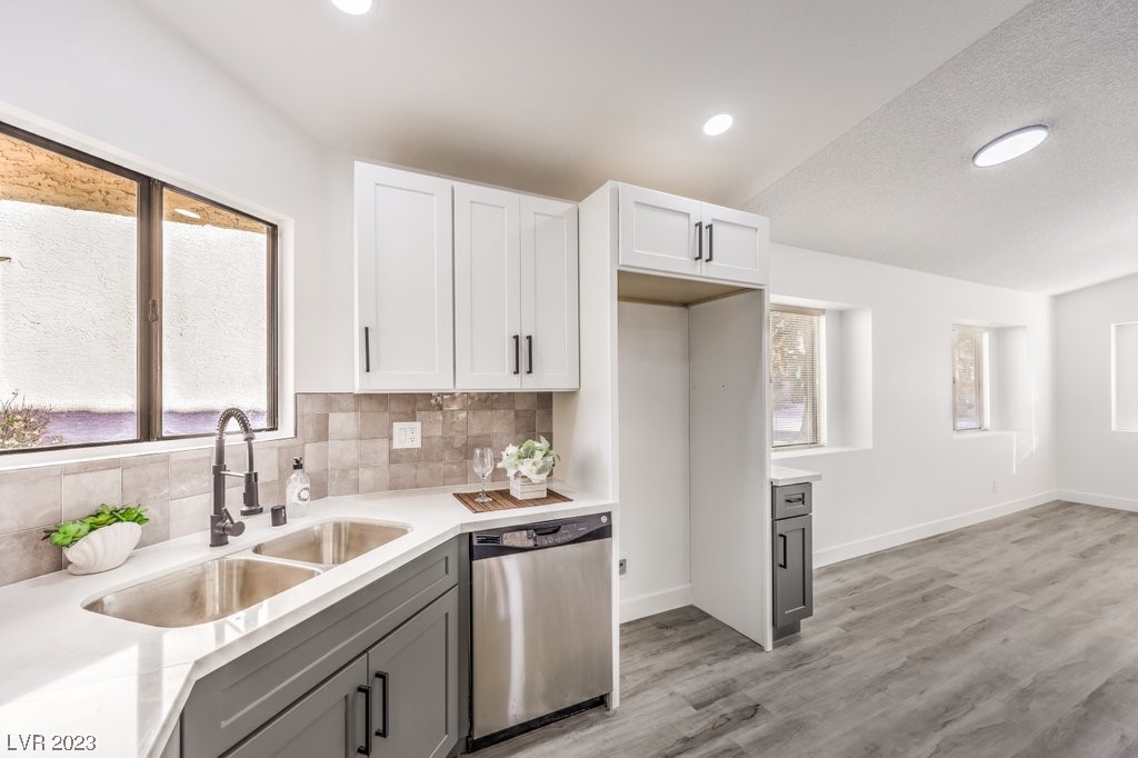 2044 Waverly Circle Henderson, NV 89014 - Photo 18 of 37