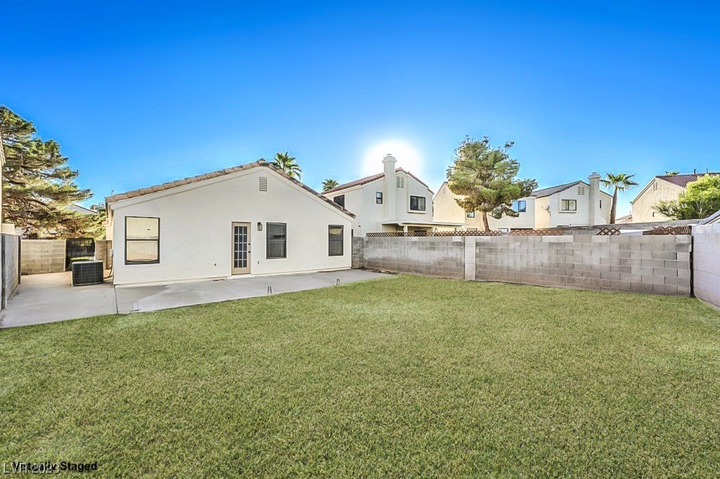 2044 Waverly Circle Henderson, NV 89014 - Photo 6 of 37 Virtually Staged