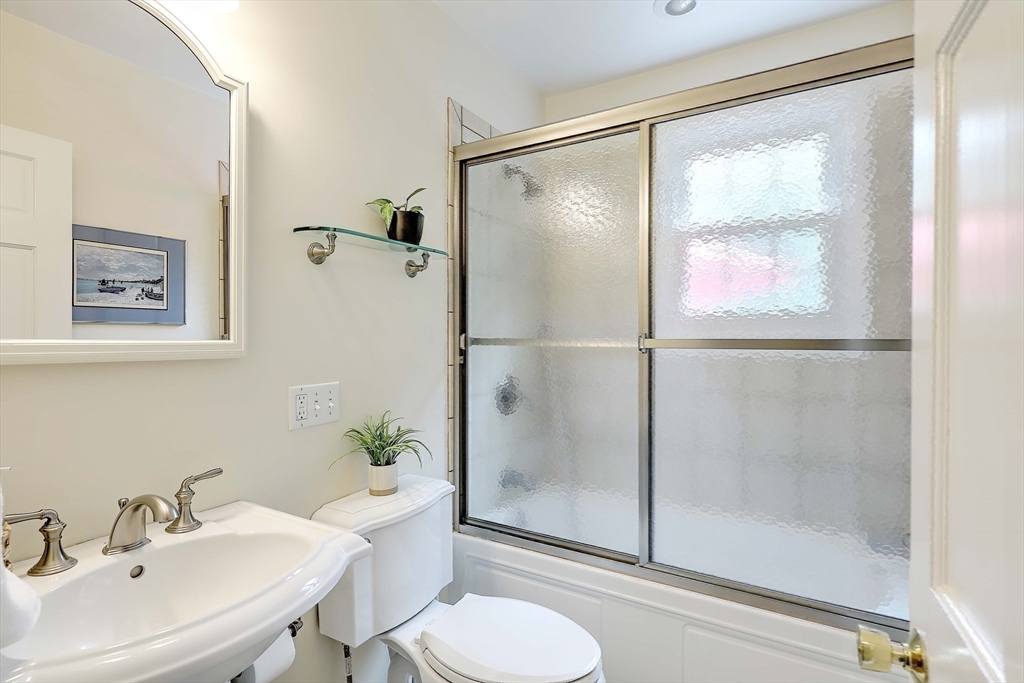 275 Ridge Street Millis, MA 02054 - Photo 7 of 36 Gallery Image 7