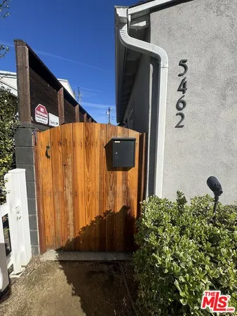 $1,850 | 5460 Burnet Avenue, Unit A D U, Sherman Oaks, CA 91411