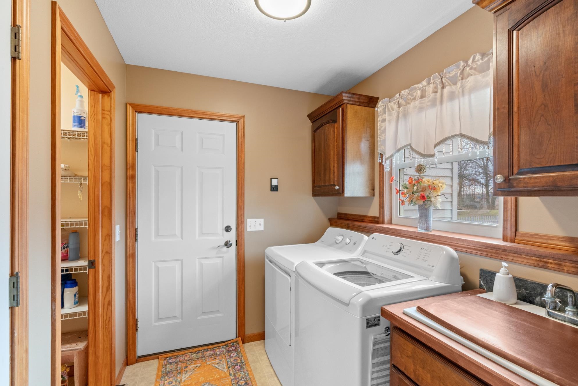 10372 Scribner Road Bancroft, MI 48414 - Photo 17 of 36 50162919-f600a6fb-6232-424a-9127-6881dab687a8.JPG