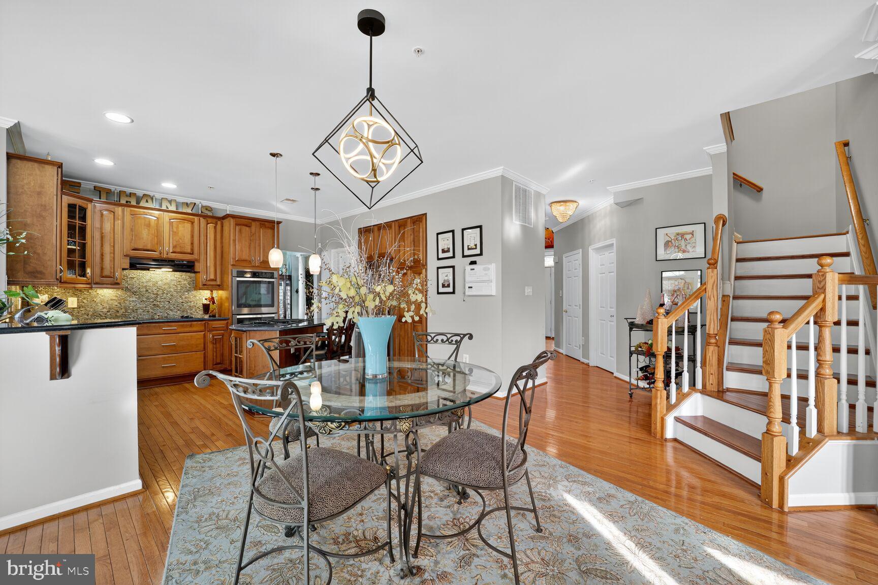 a view of a dining room and livingroom view