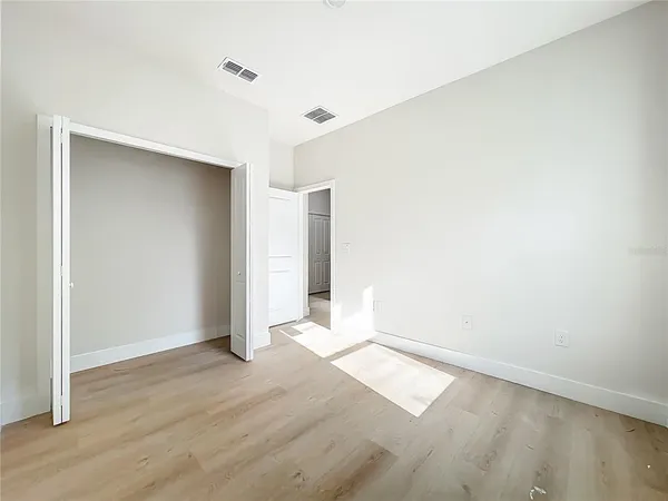 $2,450 | 356 West 4th Street, Apopka, FL 32703