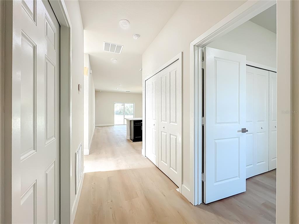 356 West 4th Street Apopka, FL 32703 - Photo 6 of 32