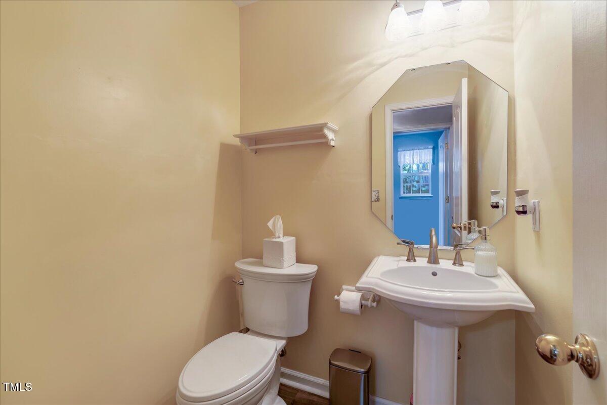 5512 Cardinal Grove Boulevard Raleigh, NC 27616 - Photo 32 of 46 15-DSC02017