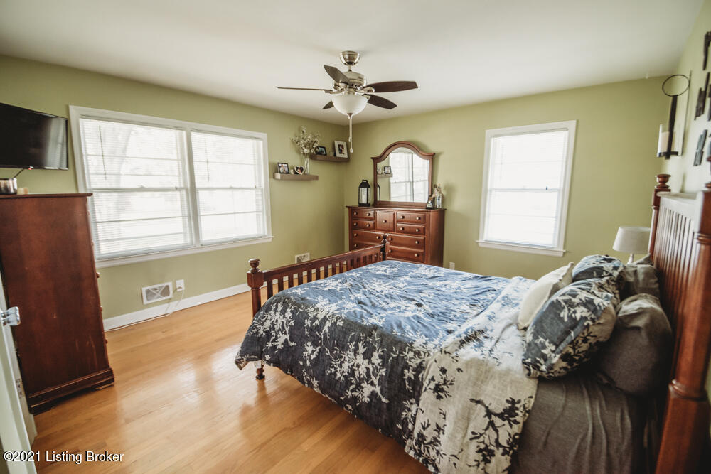 4905 Clarmar Road Jeffersontown, KY 40299 - Photo 29 of 60 DSC_28