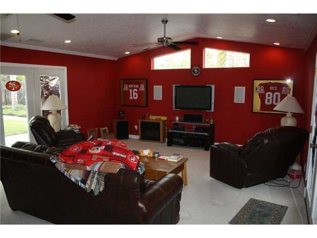 13653 Putney Road Poway, CA 92064 - Photo 5 of 17