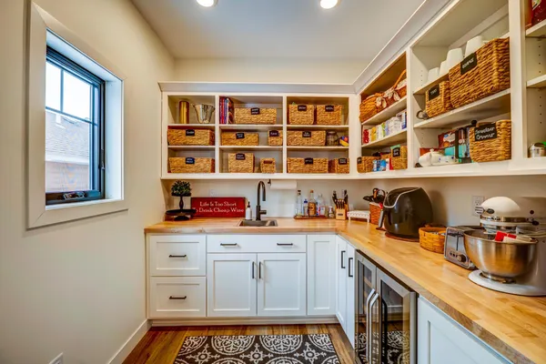 $889,500 | 16634 Hightop Way Northwest, Cass Lake, MN 56633