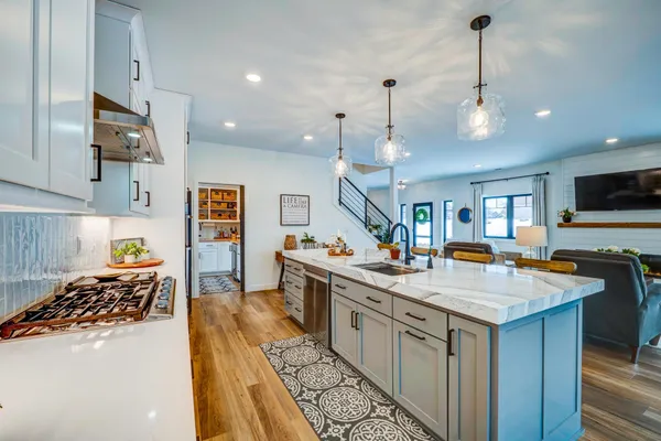 $889,500 | 16634 Hightop Way Northwest, Cass Lake, MN 56633