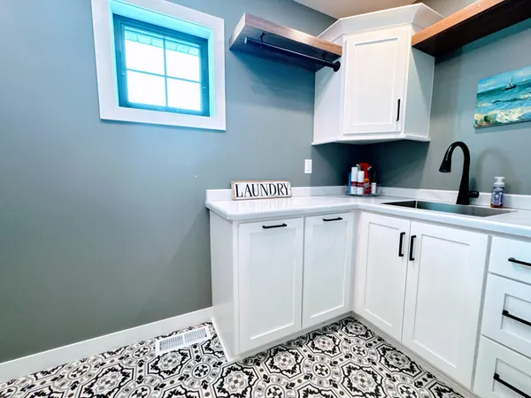 $889,500 | 16634 Hightop Way Northwest, Cass Lake, MN 56633