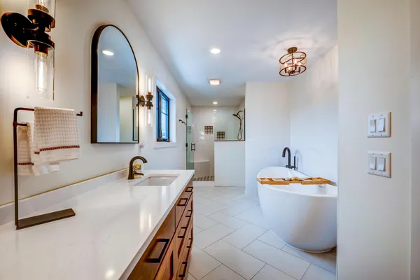 $889,500 | 16634 Hightop Way Northwest, Cass Lake, MN 56633