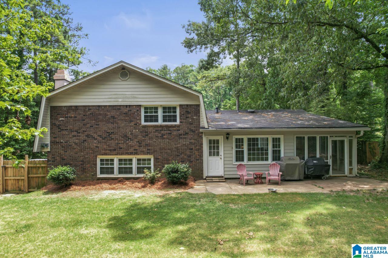 1388 Al Seier Road Birmingham, AL 35226 - Photo 4 of 39