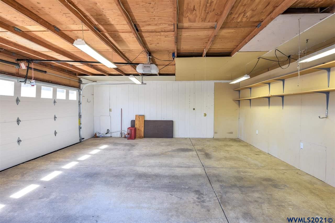 3075 Galena Loop Lebanon, OR 97355 - Photo 35 of 37 Gallery Image 35