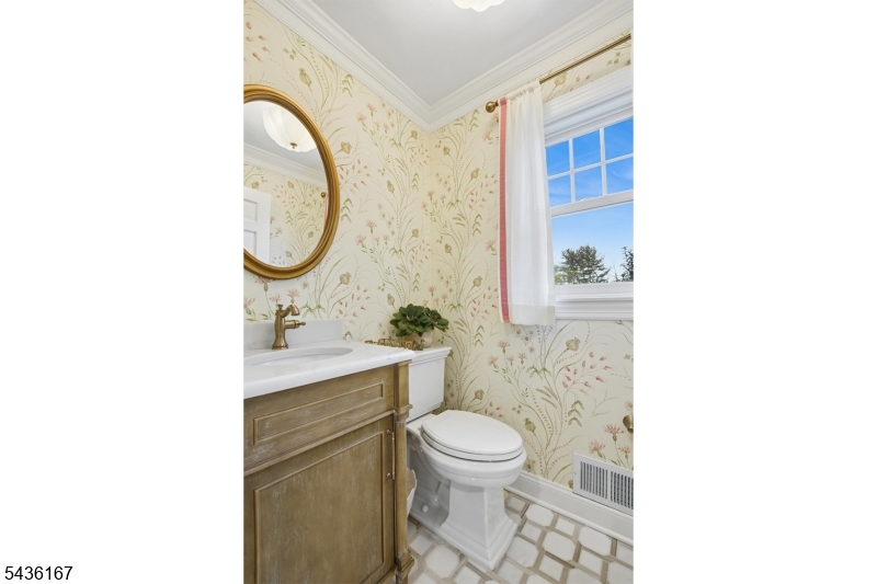 41 Farmersville Road Califon, NJ 07830 - Photo 12 of 38