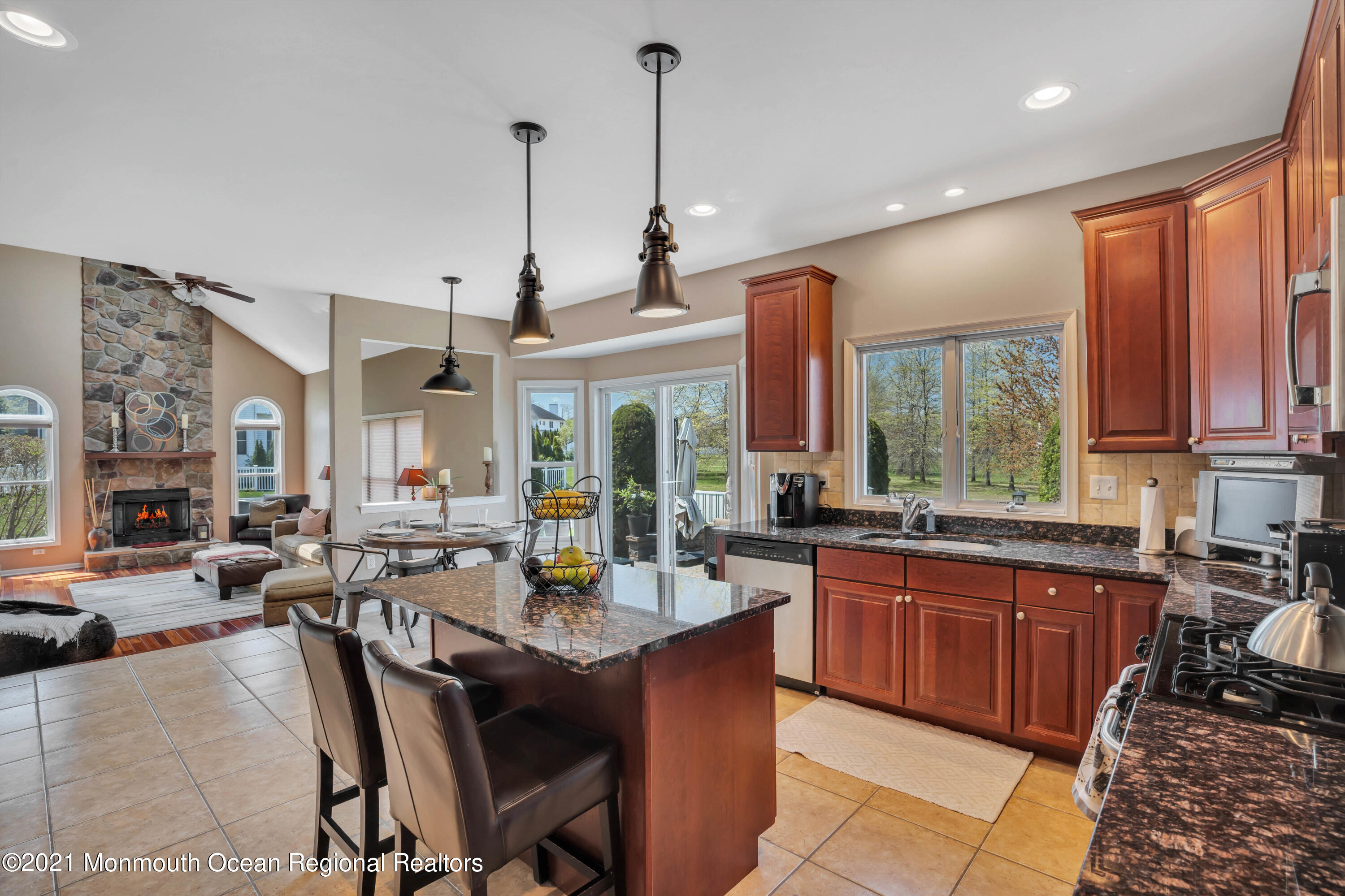 27 Bloomfield Road Manalapan, NJ 07726 - Photo 15 of 50 019_dsc06134