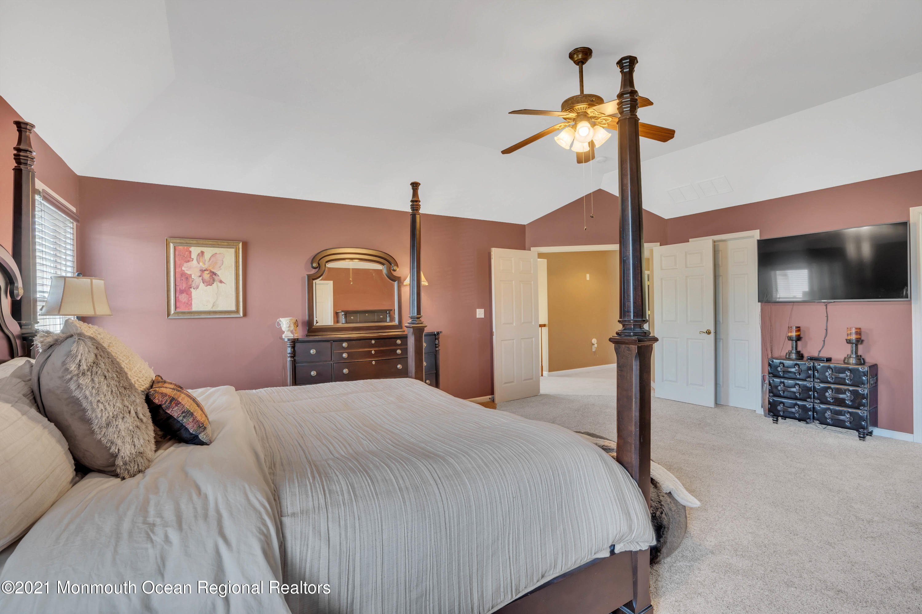 27 Bloomfield Road Manalapan, NJ 07726 - Photo 23 of 50 033_dsc06204