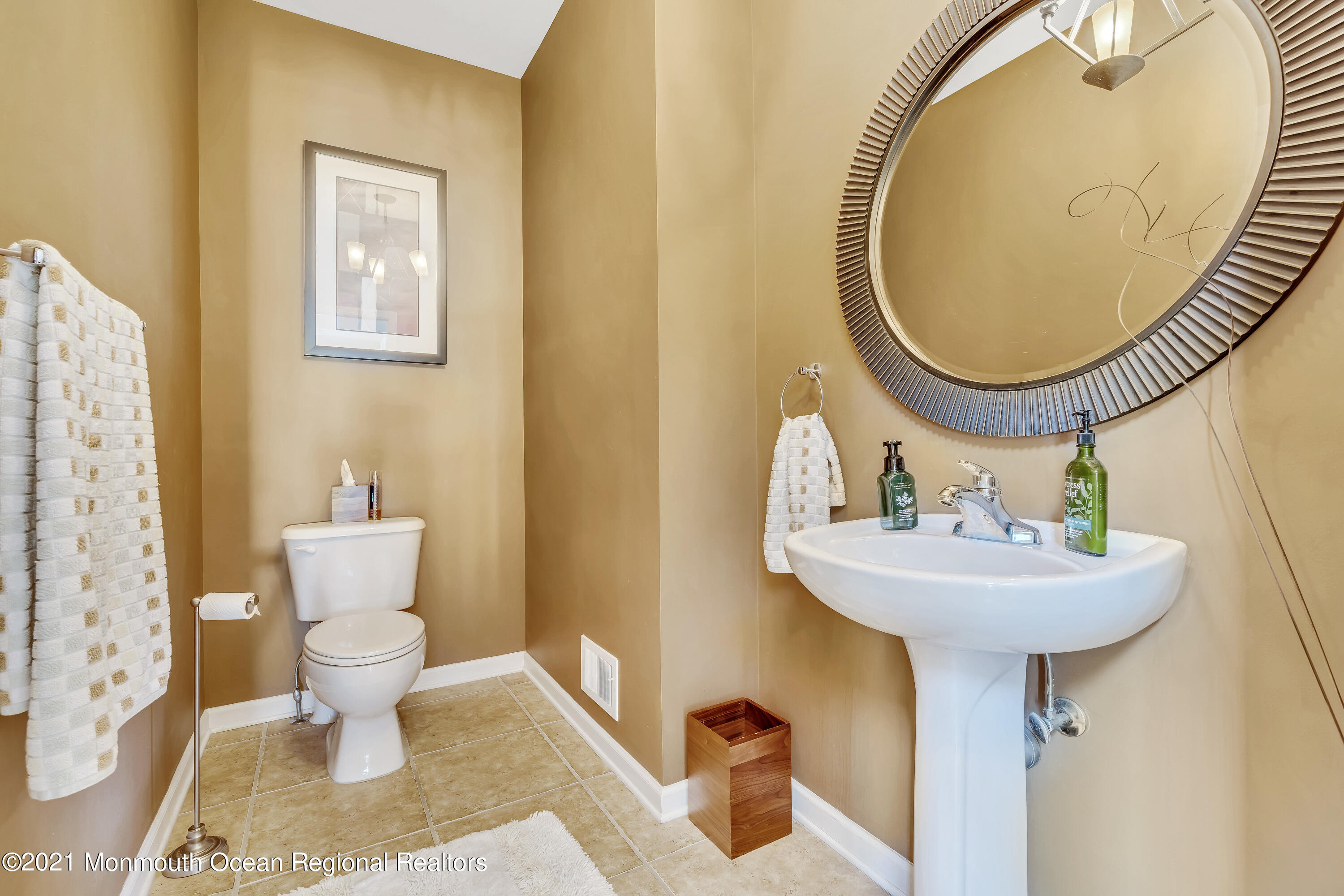 27 Bloomfield Road Manalapan, NJ 07726 - Photo 8 of 50 dsc06104_2
