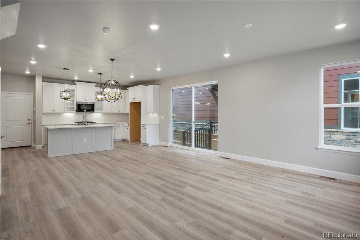 8352 Mount Ouray Road Littleton, CO 80125 - Photo 8 of 37 Gallery Image 8