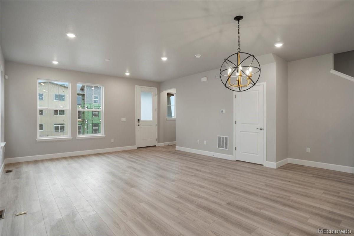 8352 Mount Ouray Road Littleton, CO 80125 - Photo 9 of 37 Gallery Image 9