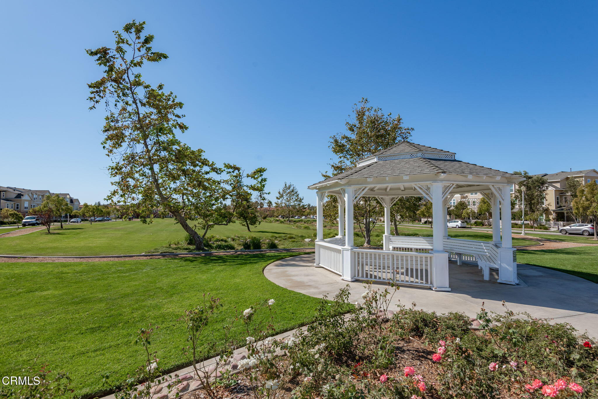 3233 Moss Landing Boulevard Oxnard, CA 93036 - Photo 24 of 25 a front view of a house with garden